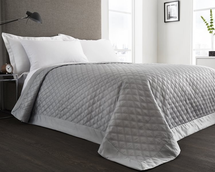 Manhattan Hotel Bedspread - 225 x240cm (Available in 6 Colours)